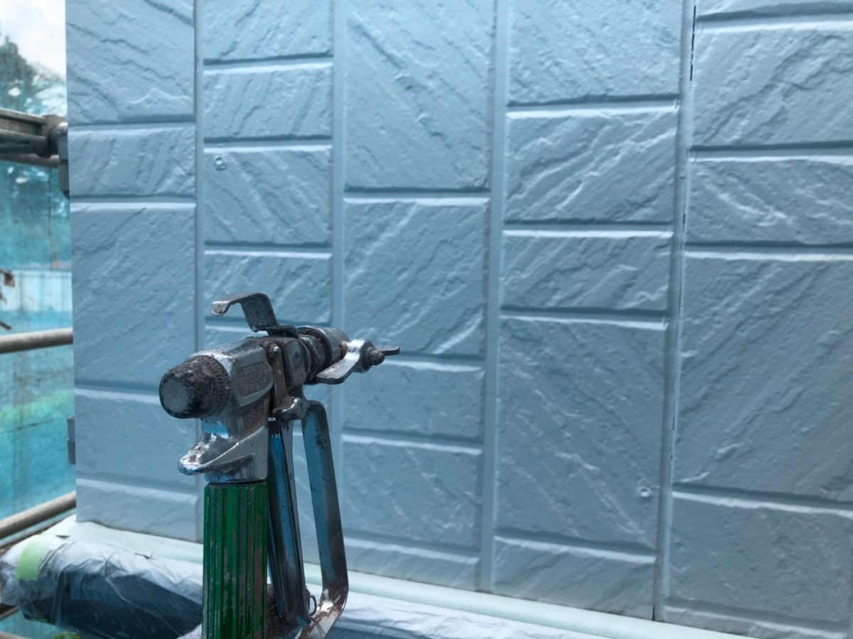 板橋区 外壁塗装 上塗り ブラッシング 白化現象 無料見積り 練馬区 板橋区の外壁塗装専門店 株式会社エージェント